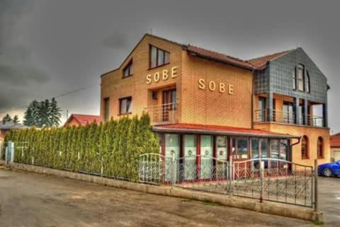 Motel Bella Italia Ilidža Eksteriør billede