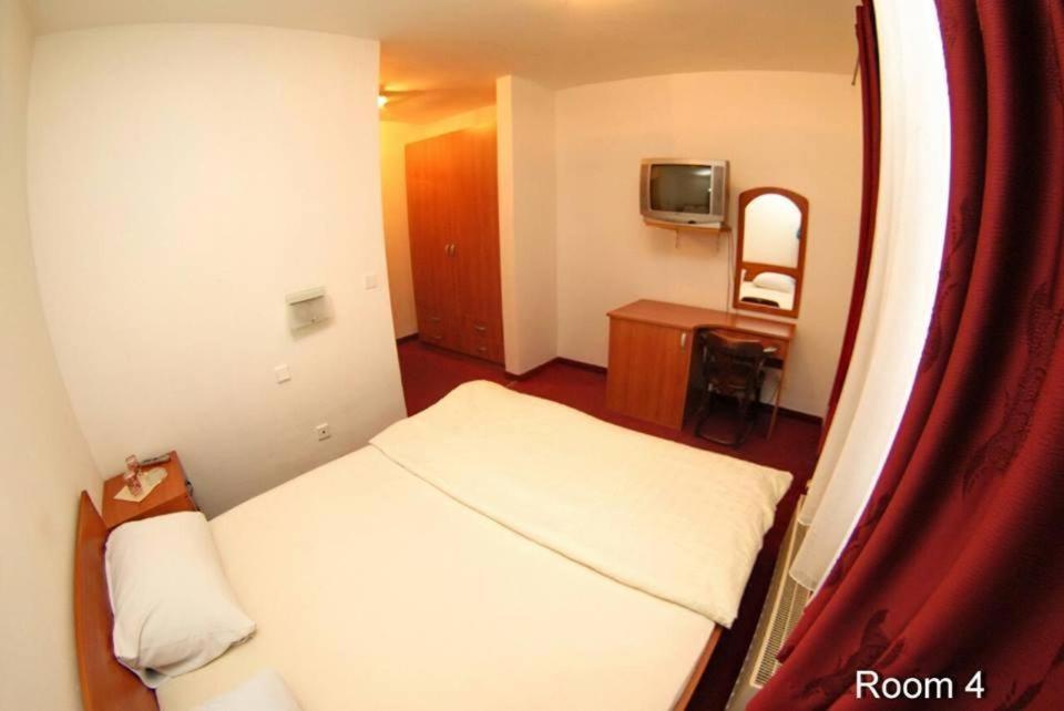 Motel Bella Italia Ilidža Eksteriør billede