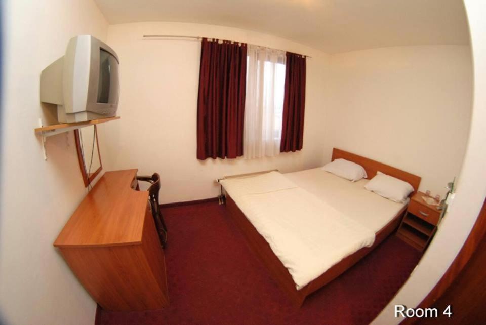 Motel Bella Italia Ilidža Eksteriør billede
