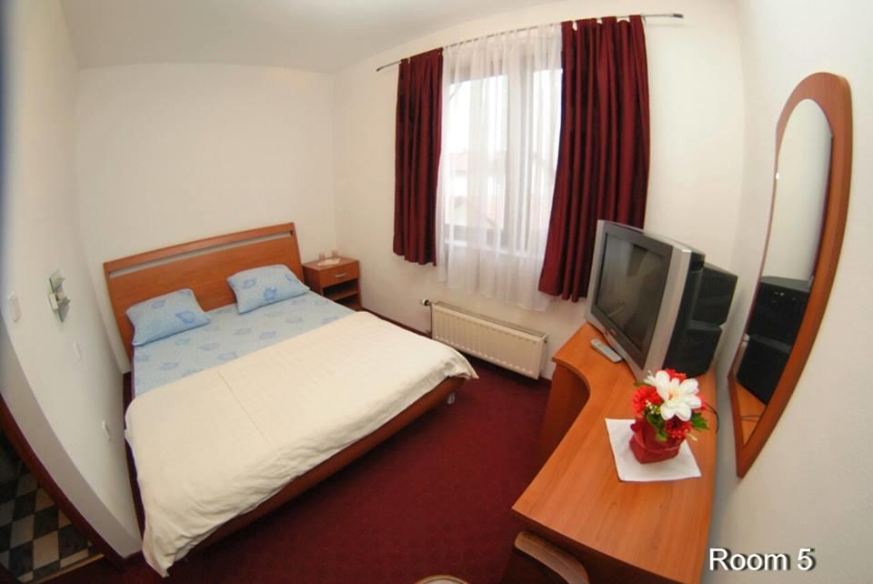 Motel Bella Italia Ilidža Eksteriør billede